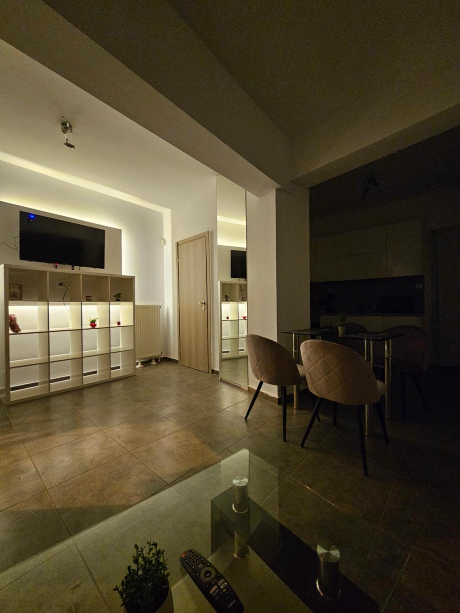 Acvi Lux - Center Apartamento